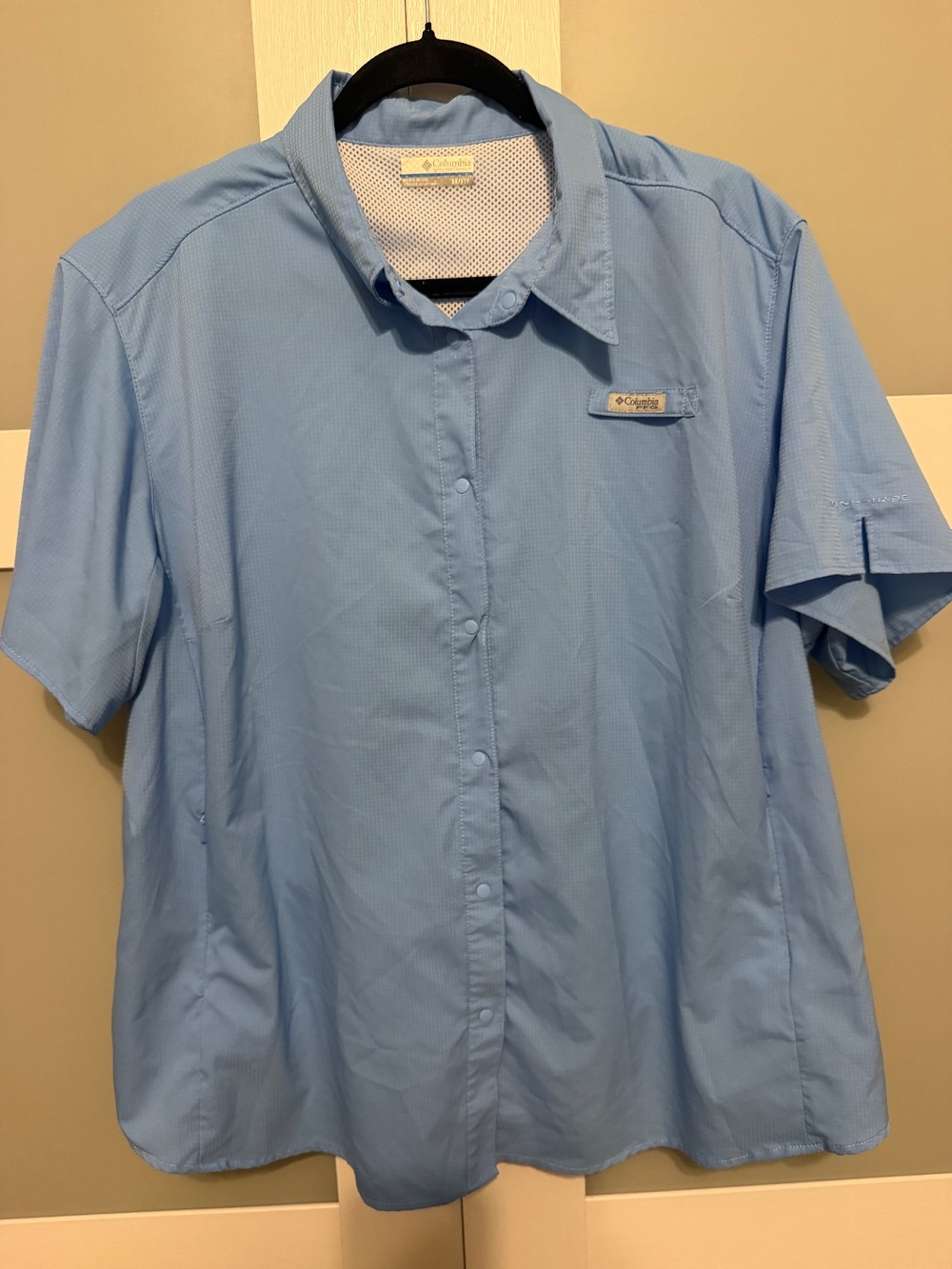 Columbia PFG Omni-Shade Short Sleeve Button Down